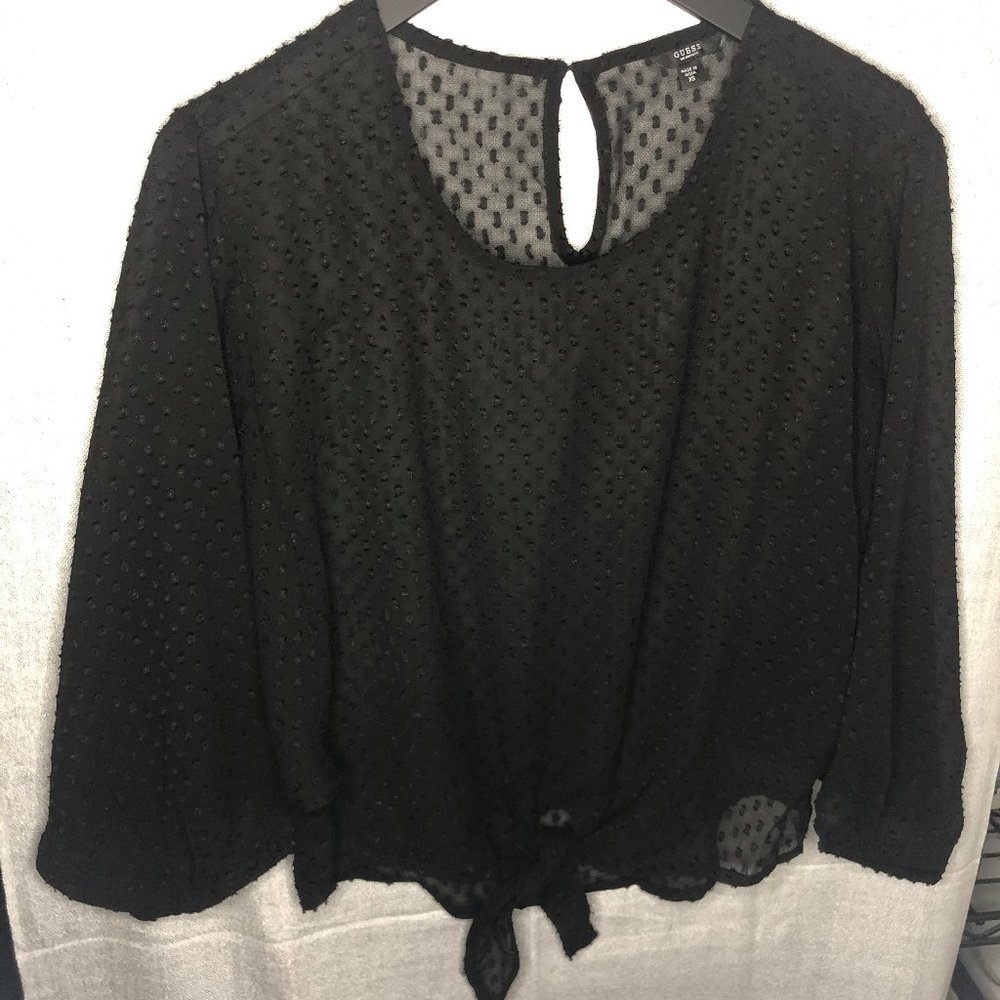 GUESS black bell sleeve top w front tie detail